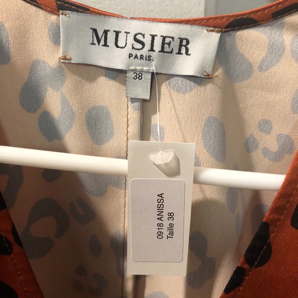 Silk-Like Blouse - Picture 3 of 4